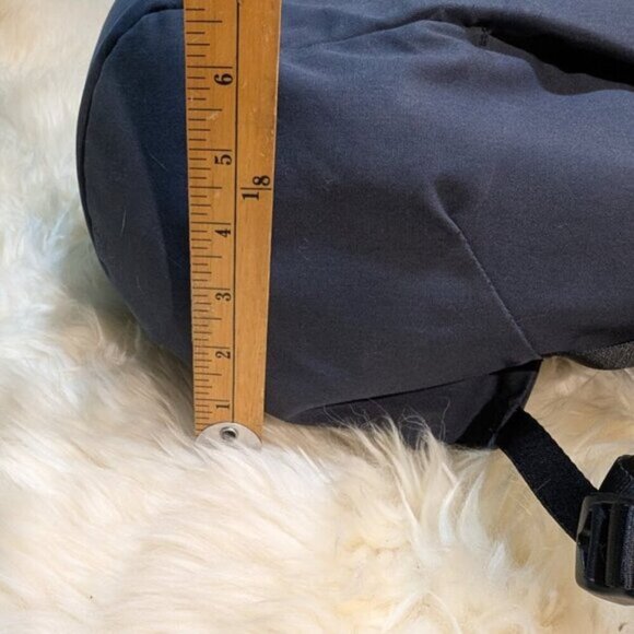 RYU Respect Your Universe locker Quick Pack Lux Black nylon & leather Backpack - Picture 4 of 13